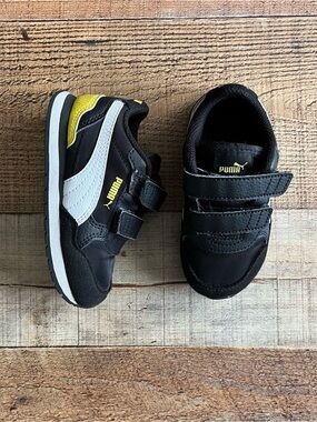Puma Kids Velcro Sneakers Sz 7C